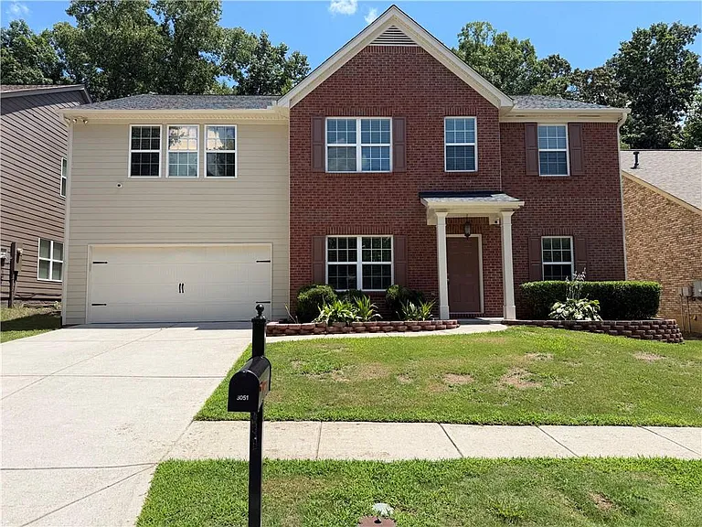 3051 Montauk Hill Dr — Photo 1