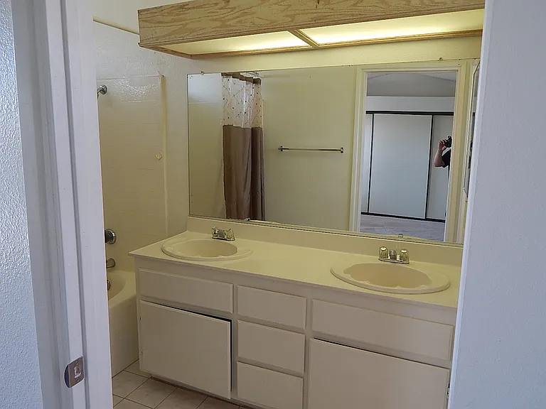 20410 Mesa Oak Dr — Photo 15