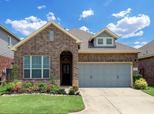 160 Castlegate Ln, Houston, TX 77065