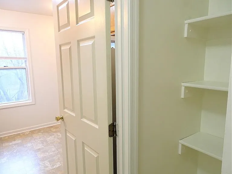 79 Hilldale Dr — Photo 13