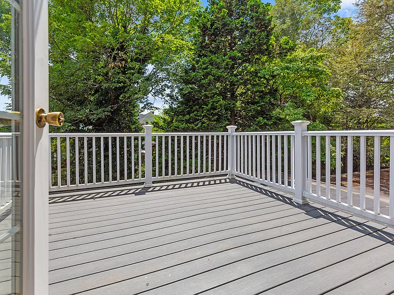 79 Lloyd Avenue — Photo 12