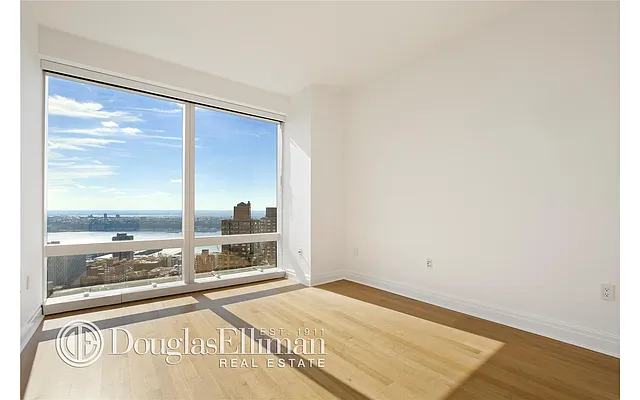 Rented by Douglas Elliman | media 34