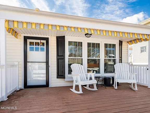 5th image of 1846 Riviera Parkway