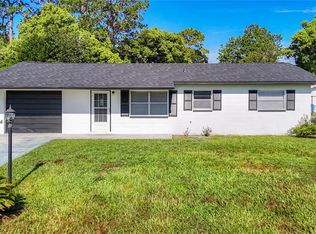 5901 Beech St, Zephyrhills, FL 33542