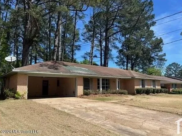 1132 Verbena St, Jackson, MS 39212