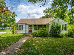 9 Yucca Dr, Rossville, GA 30741