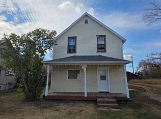 5033 E 48th St, Sedgewick, AB T0B 4C0