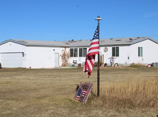 771 Emigrant Rd, Lyman, WY 82937