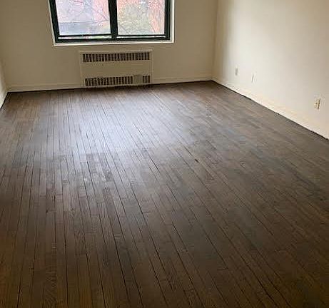 3rd image of 126B Hoyt St #1E