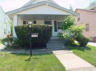 12518 Craven Ave, Cleveland, OH 44105