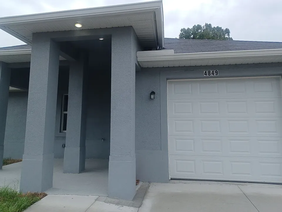 4849 - 4851 30th St SW