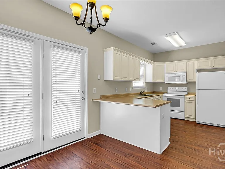 29 Cypress Ln — Photo 8
