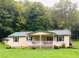 775 Millstream Valley Rd, Ravenswood, WV 26164