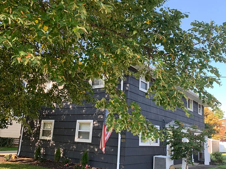 1308 Webb Rd — Photo 1