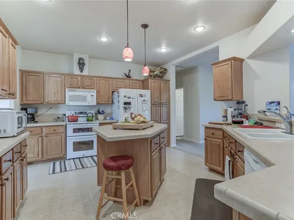 16970 Buzzard Roost Rd, Round Mountain, CA 96084