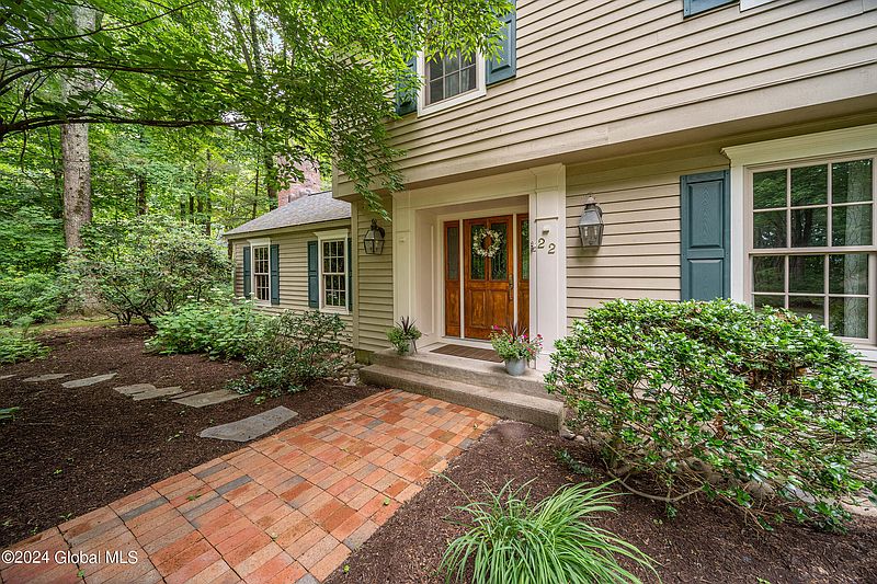 4th image of 22 Ruxton Road