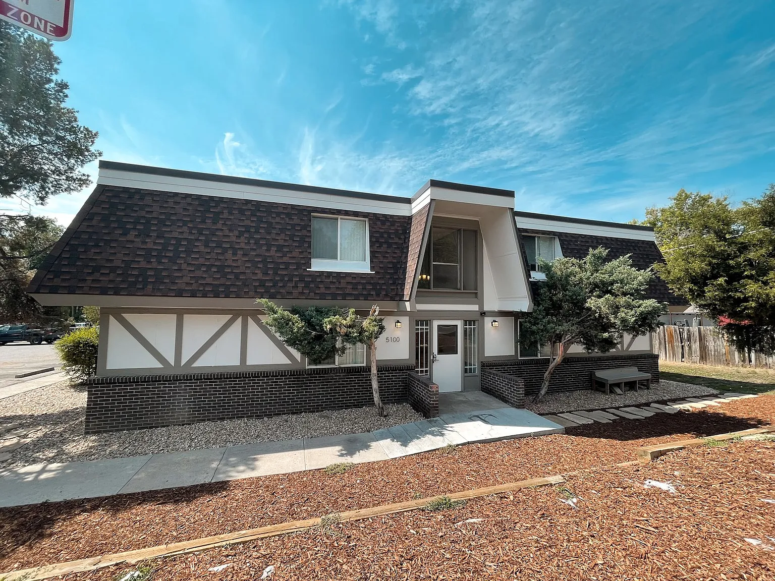 Cottonwoods Apartments — Photo 1