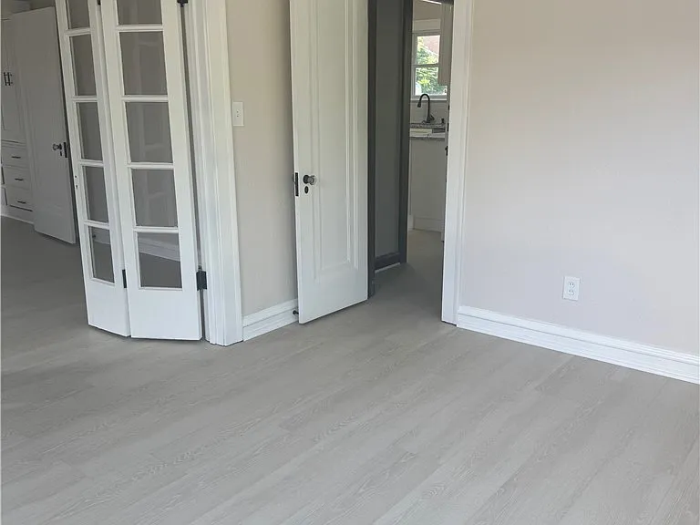 21470 Lorain Rd — Photo 43