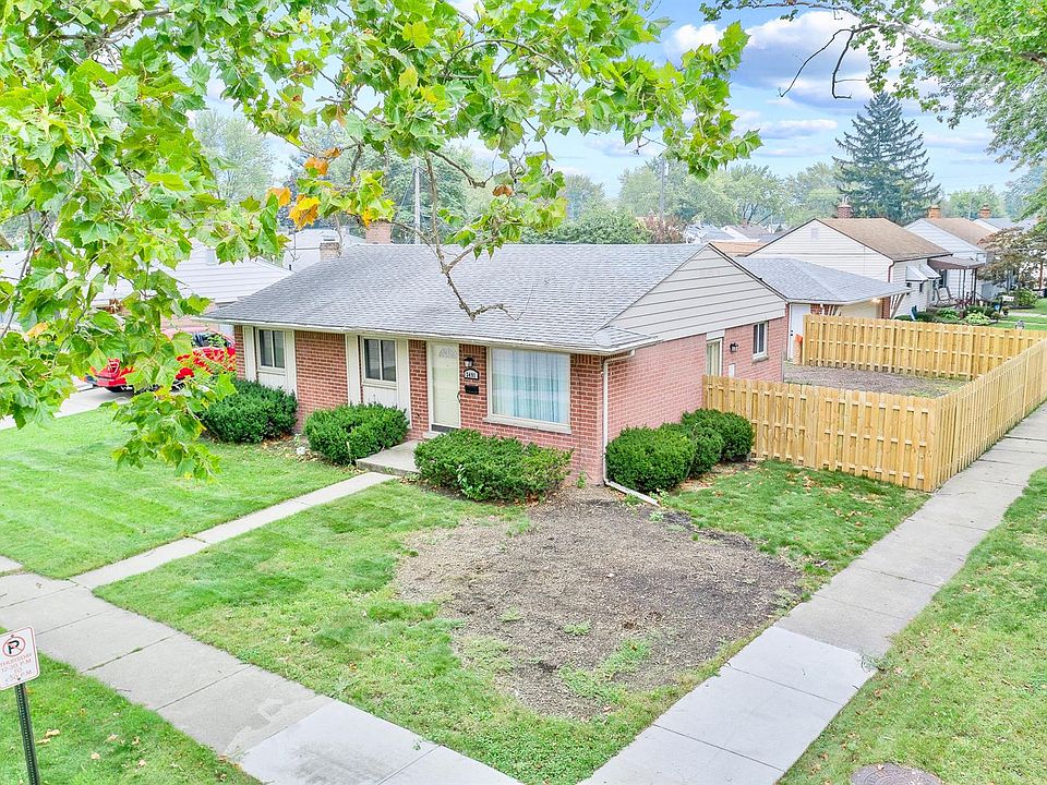1st image of 3491 Helen Ave