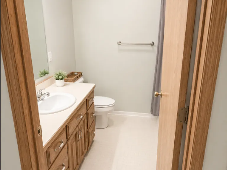 802 Briarbrook Dr — Photo 5