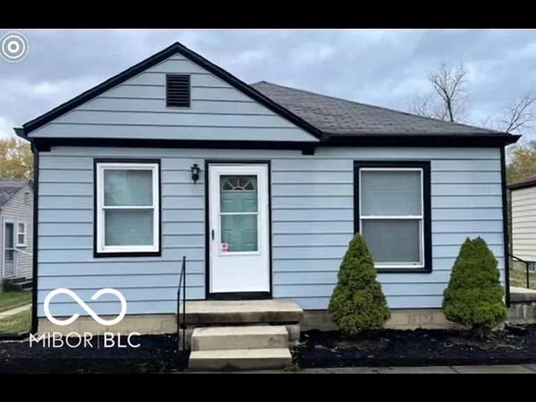 4918 Orion Ave #4918 — Photo 1