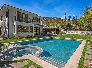 4322 Rohret Rd, Iowa City, IA 52246