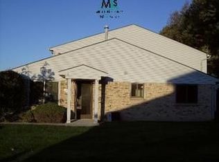 50221 N Benny Ct, Chesterfield, MI 48047