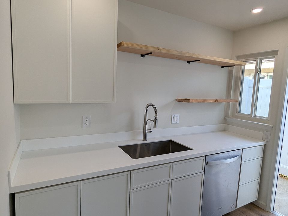 1st image of 574 Madison Ave