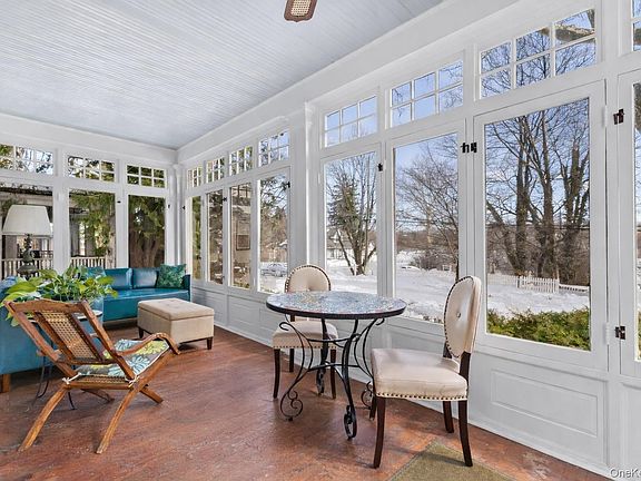 3rd image of 57 Gard Avenue