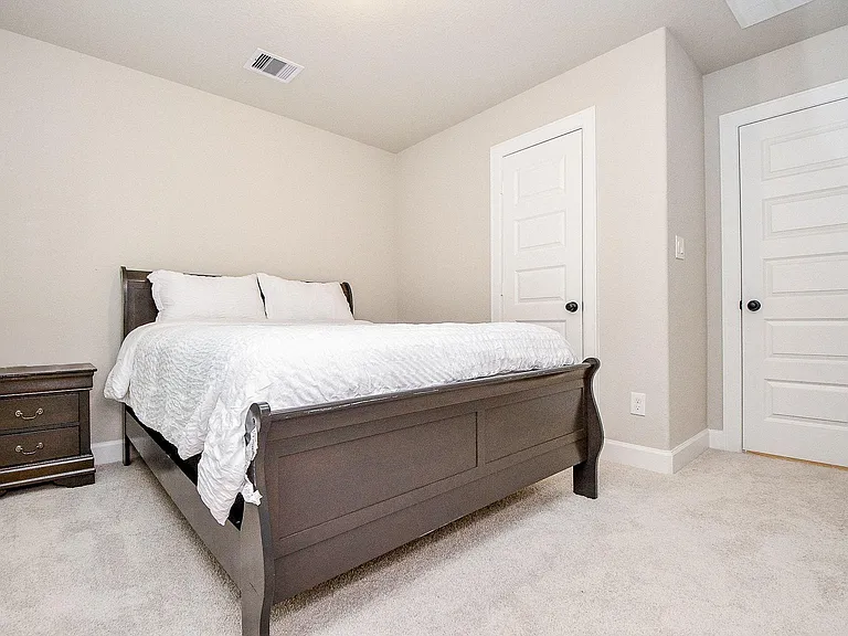 2033 Millbridge Spg S — Photo 13