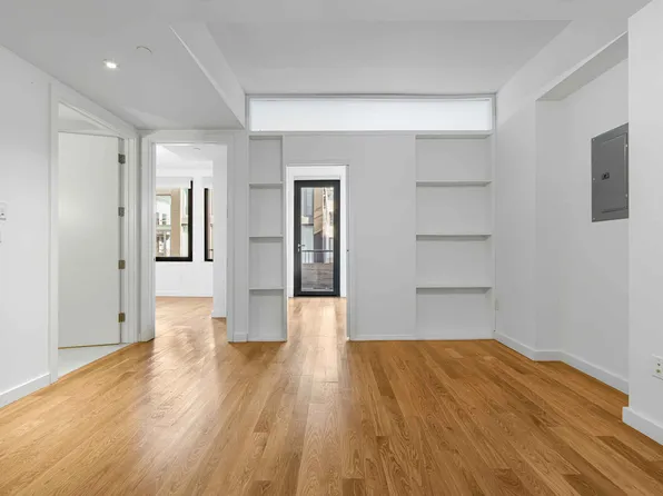 123 Melrose Street image 1 of 25