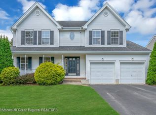 107 Vivas Dr, Barnegat, NJ 08005