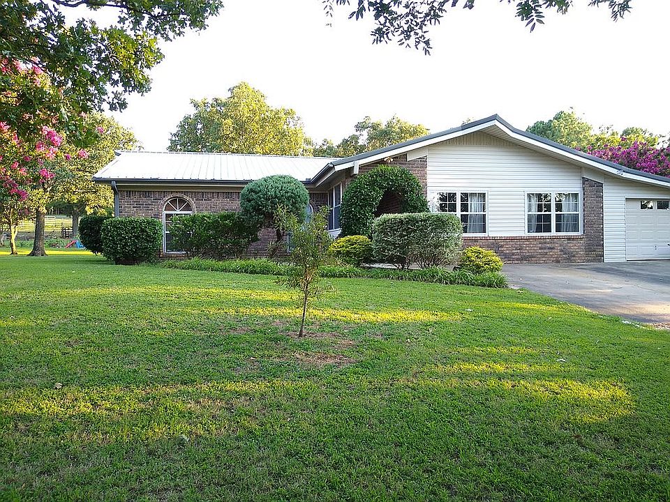 1st image of 738 Blue Jay Cir
