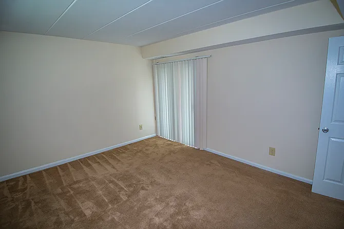 Ashley Apartments — Photo 55