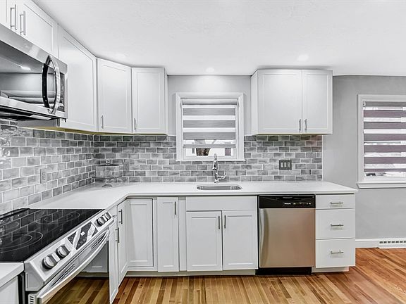 3rd image of 1 Furbush Rd