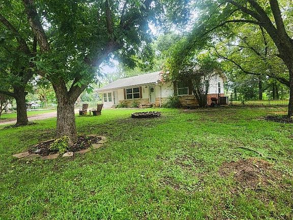 5th image of 3045 State Highway 135 N