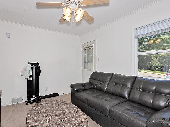 3rd image of 1311 N West End Dr