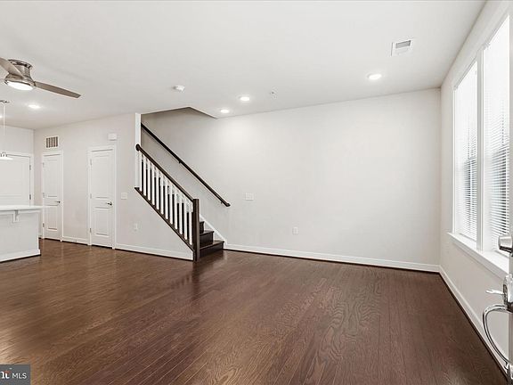 5th image of 13329 Launders St Unit 137