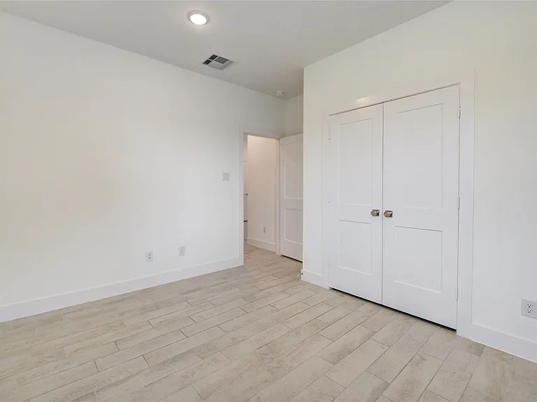18815 River Overlook Ct — Photo 16