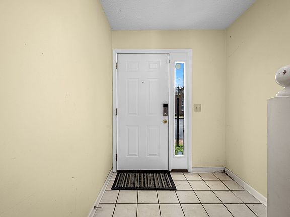 5th image of 773 E Northfield Blvd