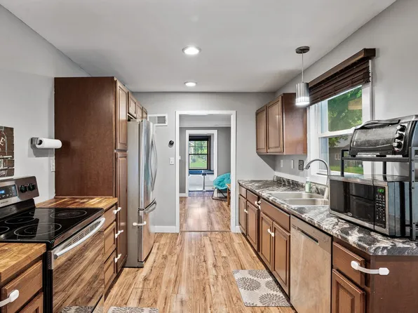 3256 Sheridan Ave N, Minneapolis, MN 55412