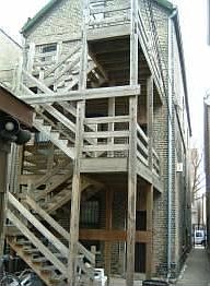 2nd image of 1110 N Hermitage Ave APT 3R