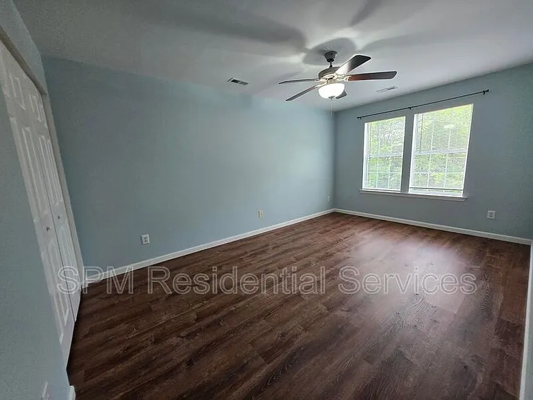5061 Peachtree Ave — Photo 9