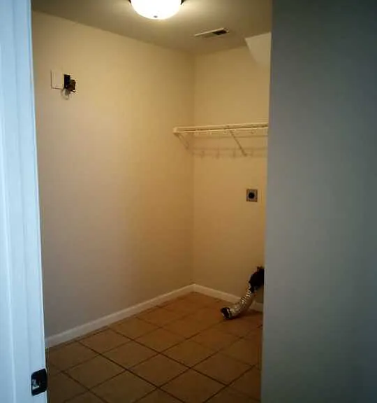 265 Lone Oak Dr — Photo 5