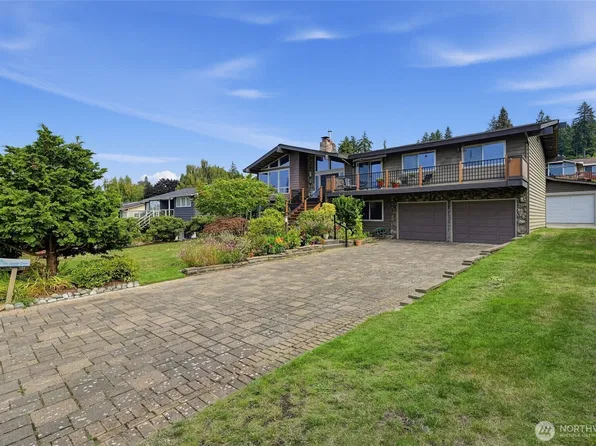 412 Olympic Avenue, Edmonds, WA 98020
