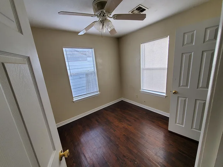 1414 NW Lincoln Ave — Photo 35