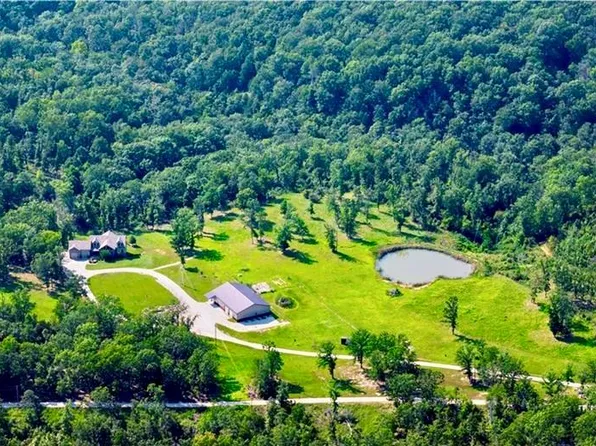 403 Salt Ground Rd, Macks Creek, MO 65786