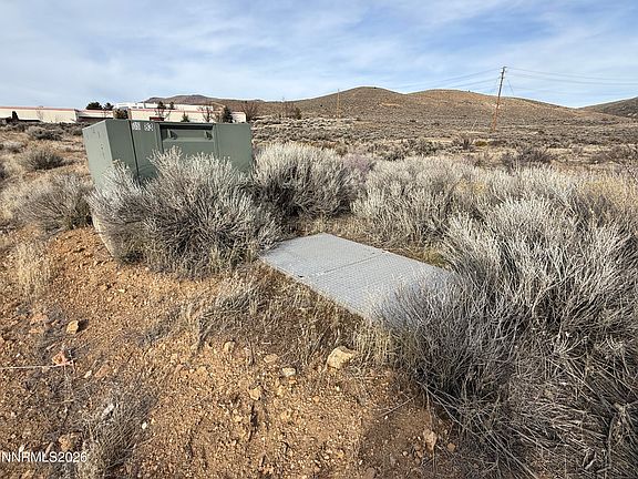 3rd image of 3472 Arrowhead Dr