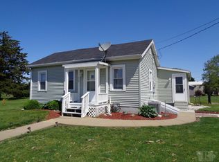 335 E Walnut St, Kirkwood, IL 61447