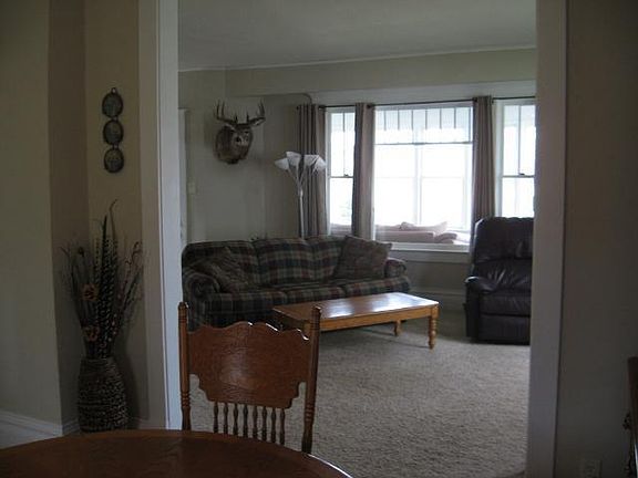 5th image of 121 Phelps St